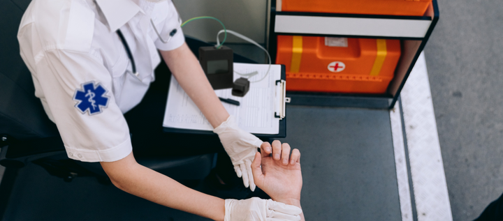 Glia Pulse Oximeter In Use by EMS